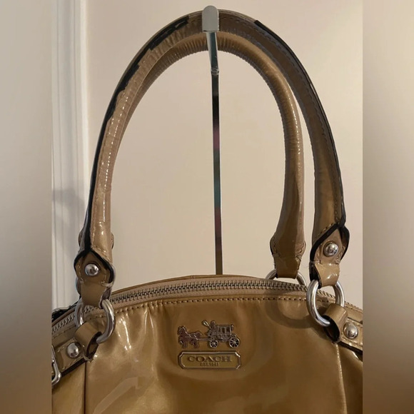 Coach Madison Lindsey Patent Leather Satchel - Picture 2 of 8